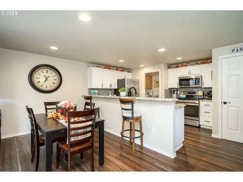 1481 NW Riesling Way Mcminnville OR 97128