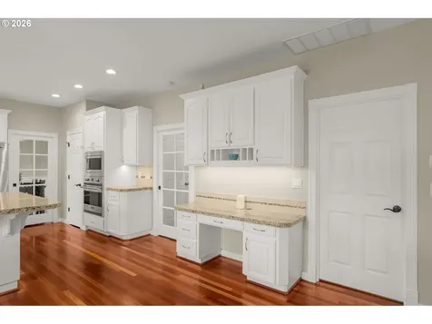 14240 NW Harbor Lane Portland OR 97229