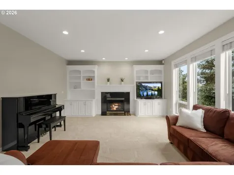 14240 NW Harbor Lane Portland OR 97229