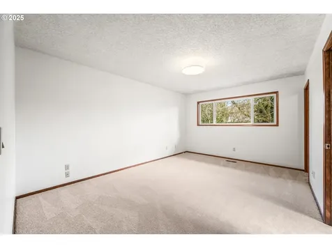 3922 NE 142nd Avenue Portland OR 97230
