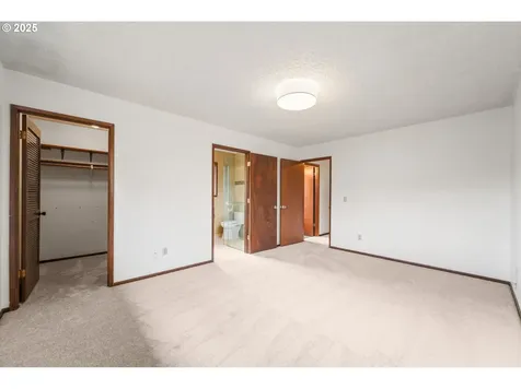 3922 NE 142nd Avenue Portland OR 97230