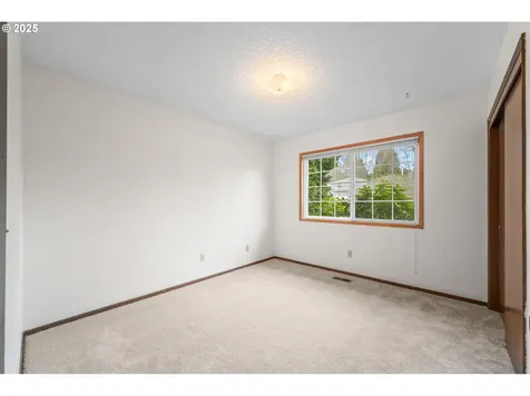 3922 NE 142nd Avenue Portland OR 97230