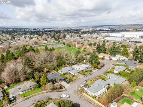 3922 NE 142nd Avenue Portland OR 97230