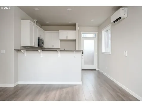 6235 SE Knapp Street Portland OR 97206