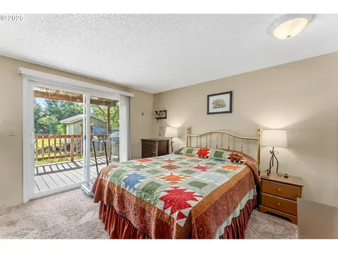 1371 NW Jefferson Street Roseburg OR 97471