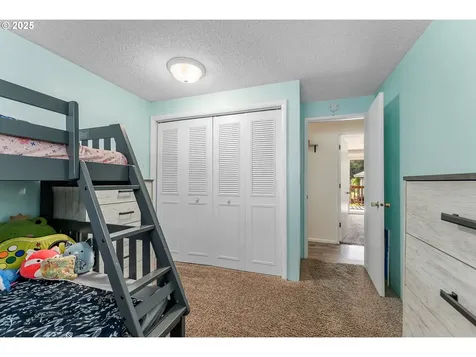 1371 NW Jefferson Street Roseburg OR 97471