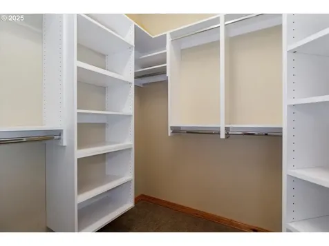 1759 NW Meadows Drive Mcminnville OR 97128