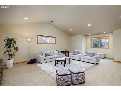 1759 NW Meadows Drive Mcminnville OR 97128