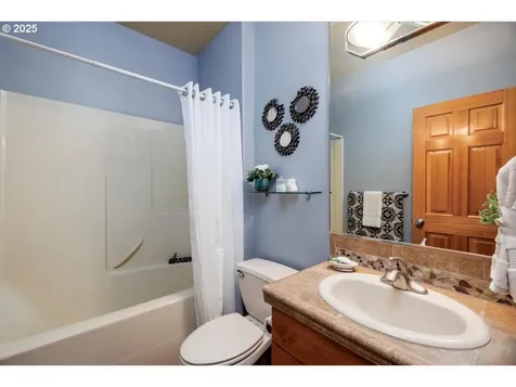 1759 NW Meadows Drive Mcminnville OR 97128