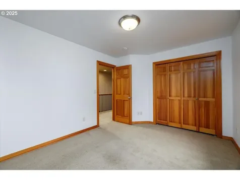 1759 NW Meadows Drive Mcminnville OR 97128
