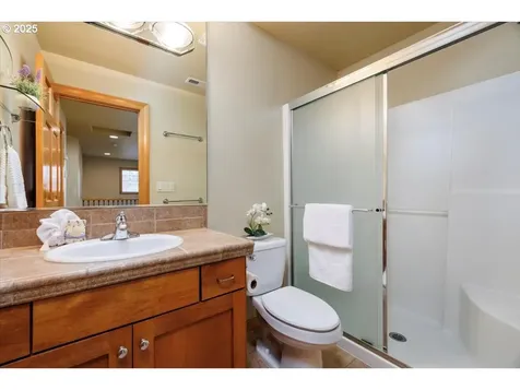 1759 NW Meadows Drive Mcminnville OR 97128