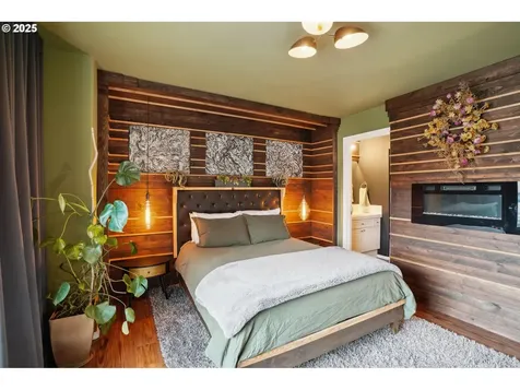 6922 N Burlington Avenue Portland OR 97203