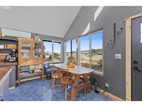 505 NW Oceania Drive Waldport OR 97394