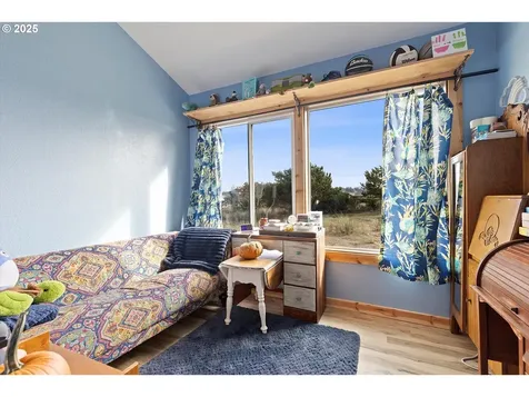 505 NW Oceania Drive Waldport OR 97394