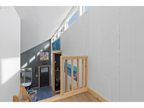505 NW Oceania Drive Waldport OR 97394