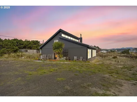 505 NW Oceania Drive Waldport OR 97394
