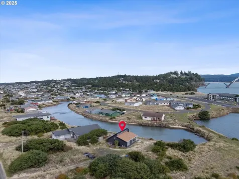 505 NW Oceania Drive Waldport OR 97394