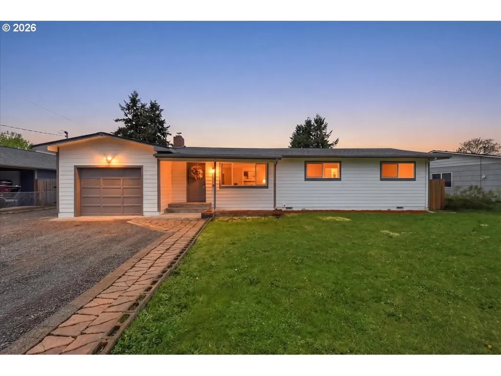 132 Green Acres Drive Castle Rock WA 98611