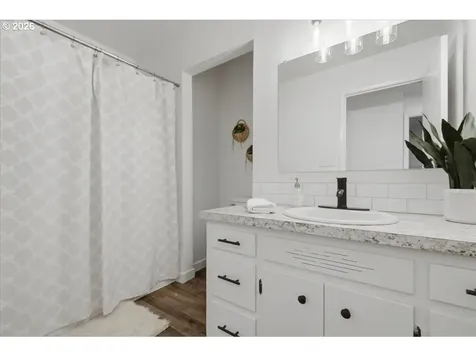 132 Green Acres Drive Castle Rock WA 98611