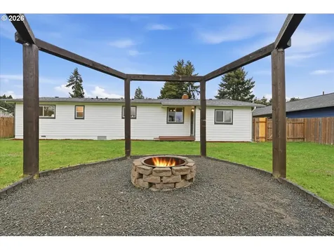 132 Green Acres Drive Castle Rock WA 98611