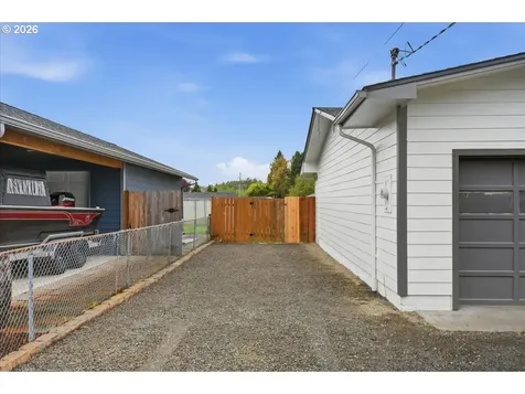 132 Green Acres Drive Castle Rock WA 98611