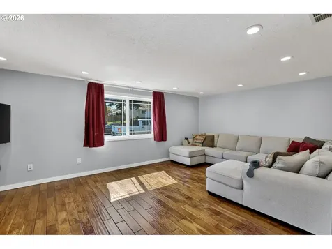 4177 SE 12th Street Gresham OR 97080