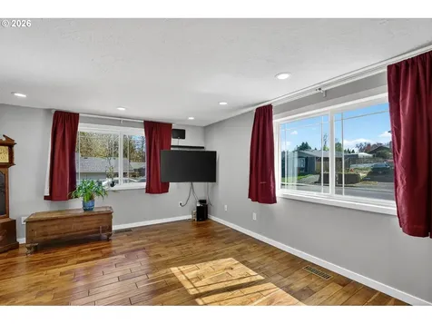 4177 SE 12th Street Gresham OR 97080