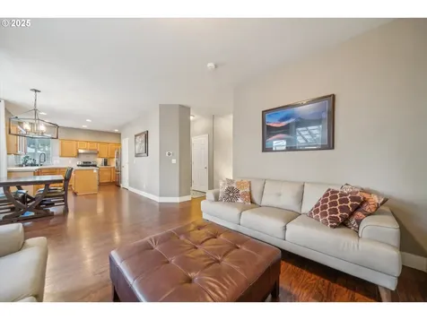 39697 Evans Street Sandy OR 97055