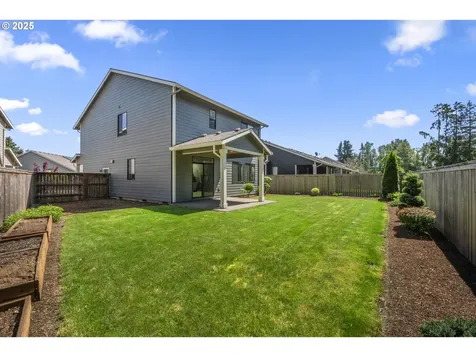 2522 S Lydia Loop Hubbard OR 97032