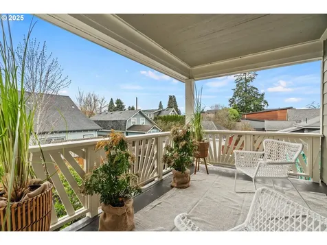 1038 NE Emerson Street Portland OR 97211