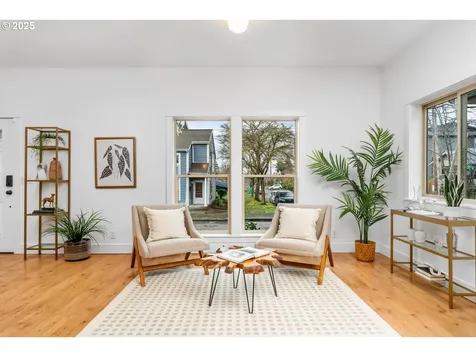 1038 NE Emerson Street Portland OR 97211