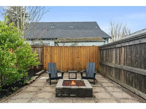 1038 NE Emerson Street Portland OR 97211