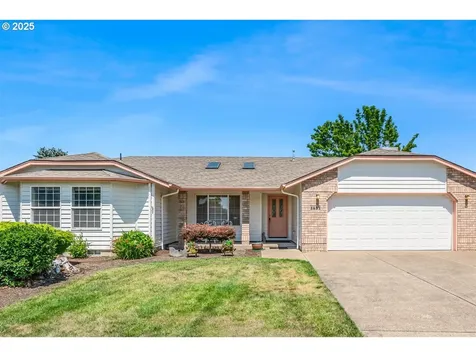 1691 NE Grandhaven Street Mcminnville OR 97128