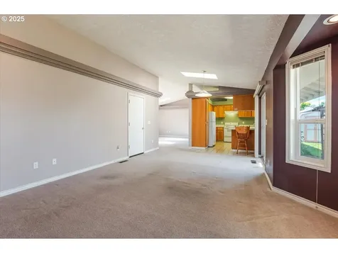 1691 NE Grandhaven Street Mcminnville OR 97128