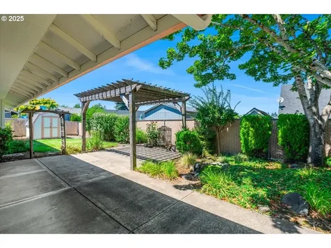 1691 NE Grandhaven Street Mcminnville OR 97128