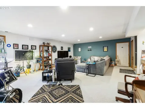 3148 NE Rocky Butte Lane Portland OR 97220