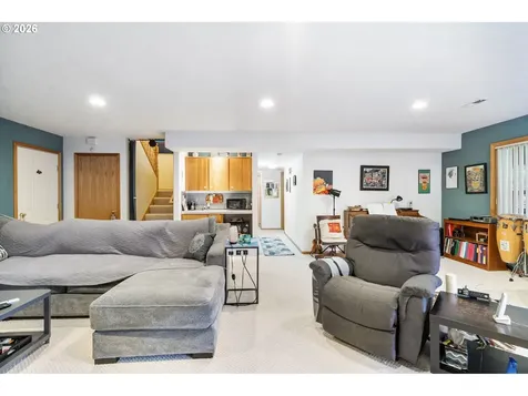 3148 NE Rocky Butte Lane Portland OR 97220