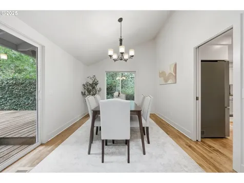 4211 Woodside Circle Lake Oswego OR 97035