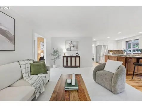 4211 Woodside Circle Lake Oswego OR 97035