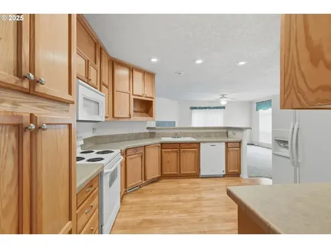 24702 E Cedar Hill Terrace Welches OR 97067