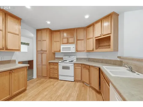 24702 E Cedar Hill Terrace Welches OR 97067