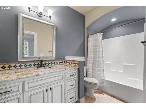 9641 SE Nicholas Drive Happy Valley OR 97086