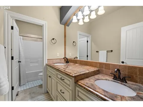 9641 SE Nicholas Drive Happy Valley OR 97086