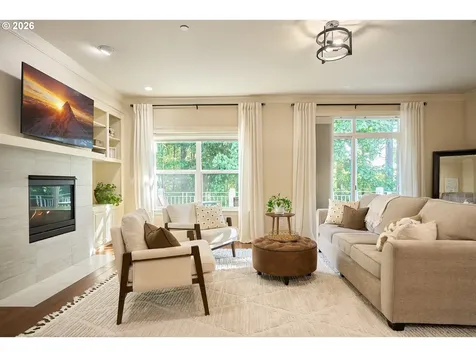2120 NW Fargo Loop Camas WA 98607