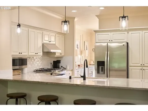2120 NW Fargo Loop Camas WA 98607