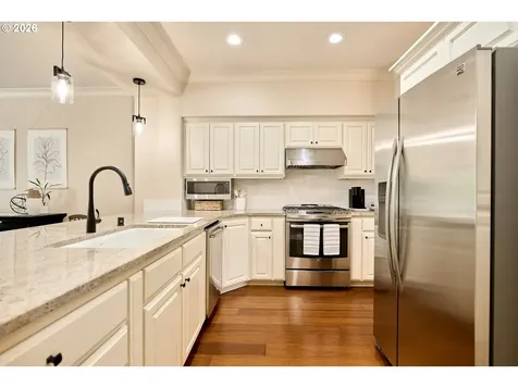 2120 NW Fargo Loop Camas WA 98607