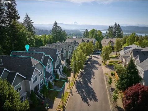 2120 NW Fargo Loop Camas WA 98607