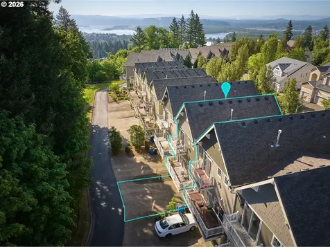 2120 NW Fargo Loop Camas WA 98607