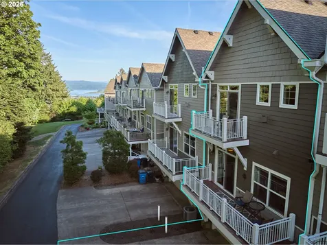 2120 NW Fargo Loop Camas WA 98607