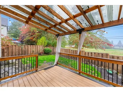 18462 SE Langensand Road Sandy OR 97055
